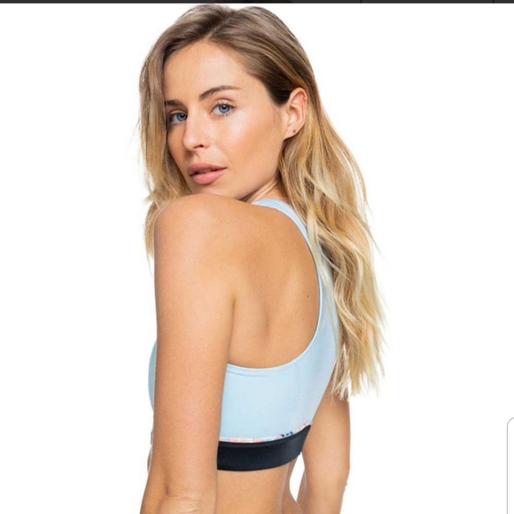 Roxy Active - Sporty Bikini Top - Picture 4 of 5